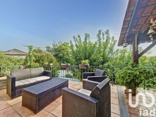  Maison � vendre 8 pi�ces 215 m�