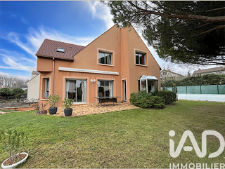  Maison � vendre 8 pi�ces 196 m�