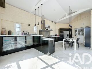  Villa � vendre 6 pi�ces 230 m�