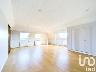  Maison  vendre 8 pices 230 m