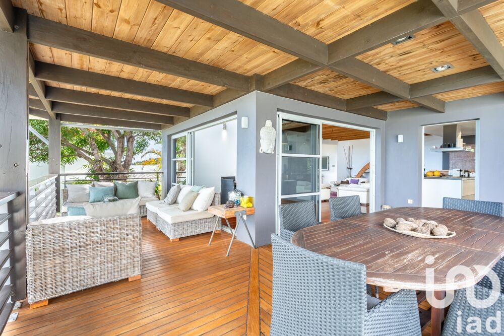 � vendre  Maison L' �tang-Sal� (97427)