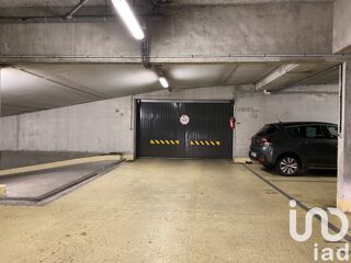 Parking / Garage  vendre 12 m