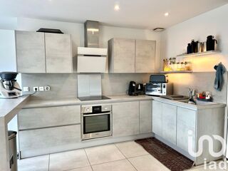  Appartement  vendre 4 pices 102 m