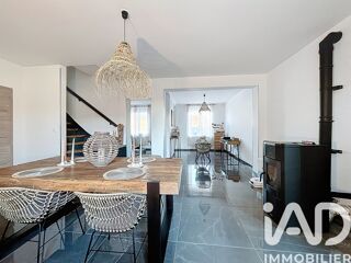  Maison � vendre 8 pi�ces 220 m�