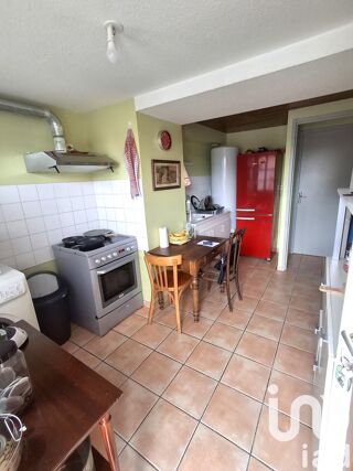  Immeuble  vendre 215 m