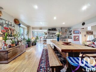  Maison � vendre 9 pi�ces 230 m�