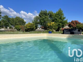  Maison � vendre 8 pi�ces 219 m�