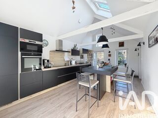  Maison � vendre 10 pi�ces 247 m�