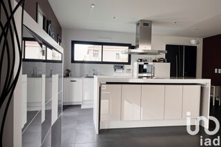  Maison  vendre 5 pices 143 m