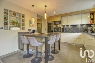  Maison � vendre 9 pi�ces 232 m�