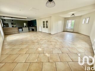  Maison  vendre 6 pices 144 m