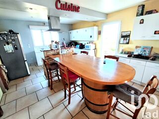  Maison  vendre 7 pices 220 m