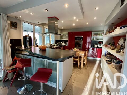   Vente Maison/villa 8 pi�ces Maison - 8 pi�ce(s) - 240 m�