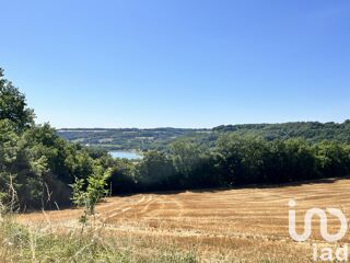  Villa  vendre 8 pices 520 m