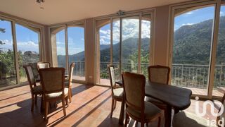  Immeuble � vendre 475 m�