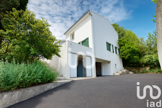  Maison � vendre 7 pi�ces 233 m�