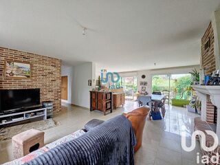  Maison � vendre 8 pi�ces 215 m�