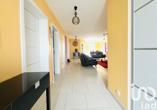  Maison  vendre 8 pices 180 m