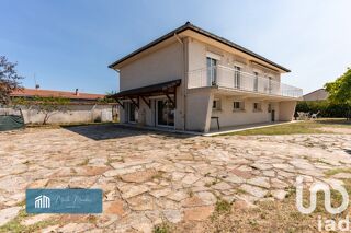  Maison � vendre 7 pi�ces 205 m�