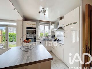  Immeuble � vendre 253 m�