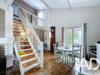  Maison  vendre 6 pices 121 m