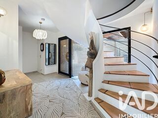  Villa  vendre 7 pices 158 m