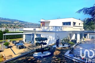  Maison  vendre 8 pices 256 m