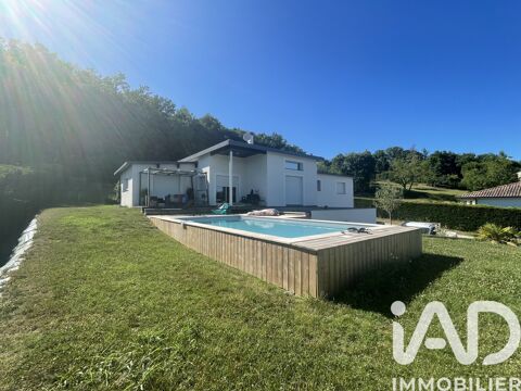   Vente Maison d'architecte 5 pices Villa - 5 pice(s) - 180 m
