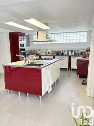  Maison � vendre 11 pi�ces 350 m�