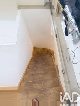  Immeuble � vendre 325 m�