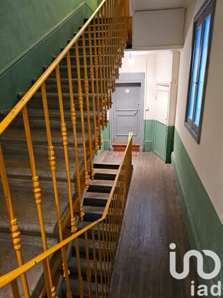  Immeuble � vendre 331 m�