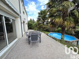  Maison  vendre 7 pices 213 m