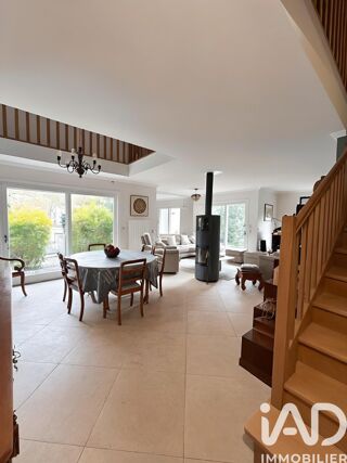  Maison � vendre 6 pi�ces 165 m�