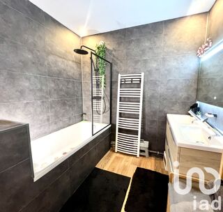  Appartement � vendre 4 pi�ces 83 m�