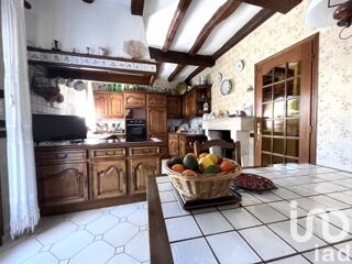  Maison  vendre 7 pices 260 m