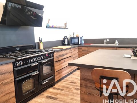   Vente Maison/villa 6 pi�ces Maison - 6 pi�ce(s) - 161 m�