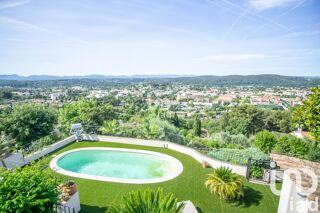  Maison � vendre 14 pi�ces 315 m�