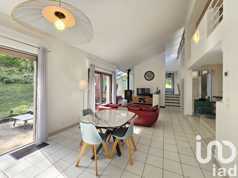   Vente Maison/villa 6 pi�ces Maison - 6 pi�ce(s) - 140 m�