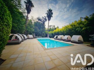  Propri�t�/ch�teau � vendre 15 + pi�ces 1625 m�