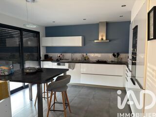  Villa  vendre 5 pices 177 m