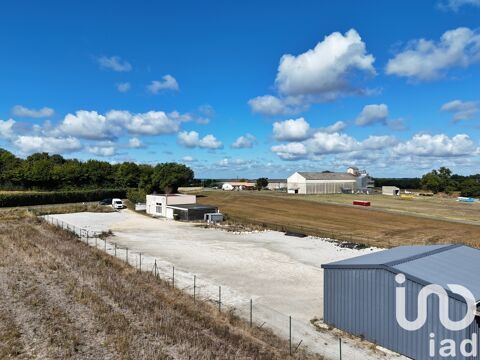 Vente B&acirc;timent 4 pi&egrave;ces 189500 16410 Bou�x