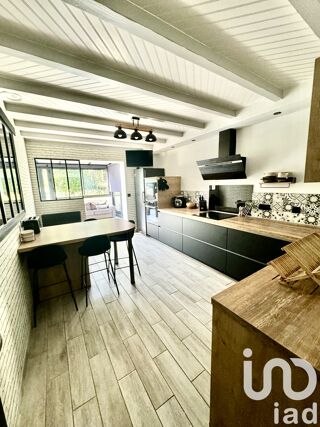  Maison � vendre 6 pi�ces 200 m�