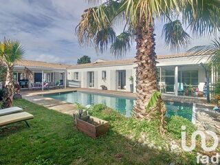  Maison  vendre 7 pices 211 m