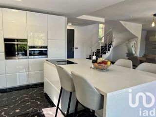  Villa � vendre 5 pi�ces 180 m�