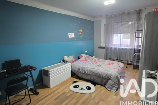  Immeuble � vendre 211 m�