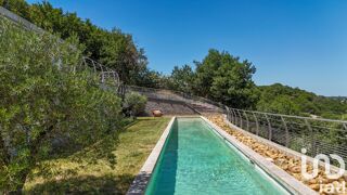  Villa  vendre 6 pices 196 m