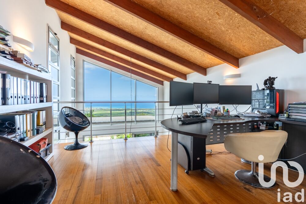 � vendre  Maison L' �tang-Sal� (97427)