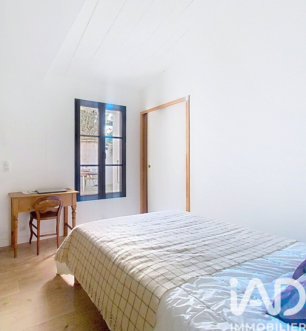 � vendre  Maison Le Bois-Plage-en-R� (17580)