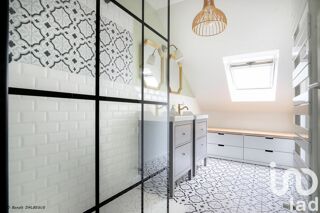  Maison � vendre 9 pi�ces 220 m�