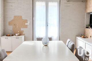  Maison � vendre 10 pi�ces 180 m�